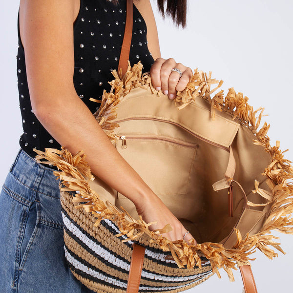 MULTICOLOR BASKET WITH FRINGE AND BEAD DECORATION GRATON