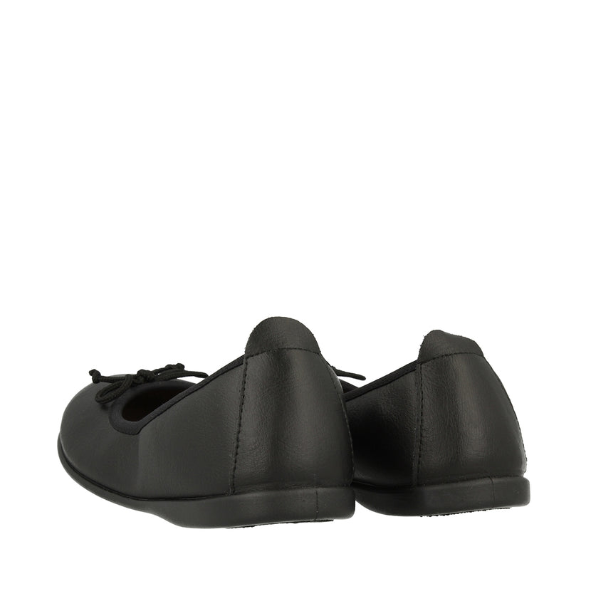 BAILARINAS ESCOLARES EN NEGRO VOLTAIRE