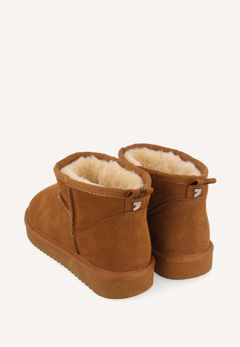 BOTAS AUSTRALIANAS COLOR CUERO DE CAÑA BAJA PARA MUJER BEREK