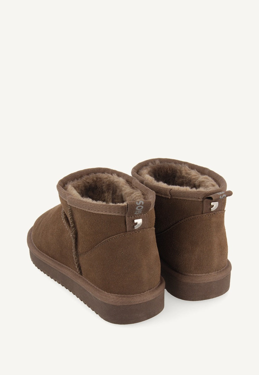 BOTAS AUSTRALIANAS COLOR TAUPE DE CAÑA BAJA PARA MUJER BEREK