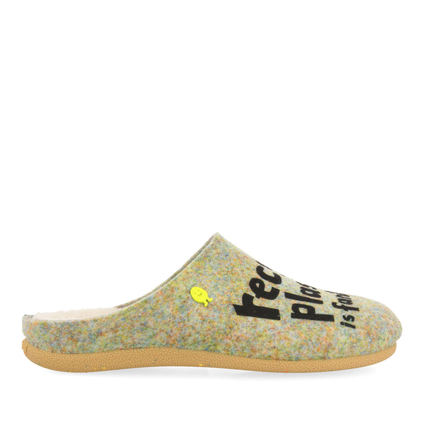 ZAPATILLAS DE ESTAR POR CASA DE LA COLECCIÓN HOT POTATOES LUNGAU