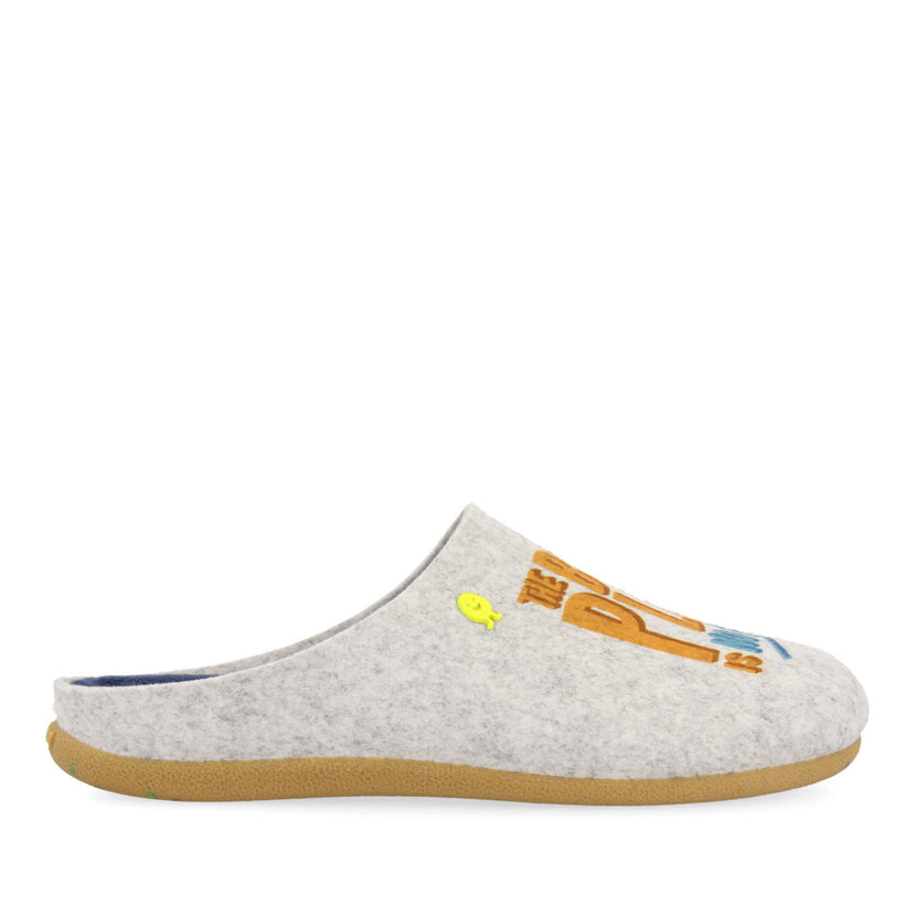 ZAPATILLAS DE ESTAR POR CASA DE LA COLECCIÓN HOT POTATOES GRAMAIS