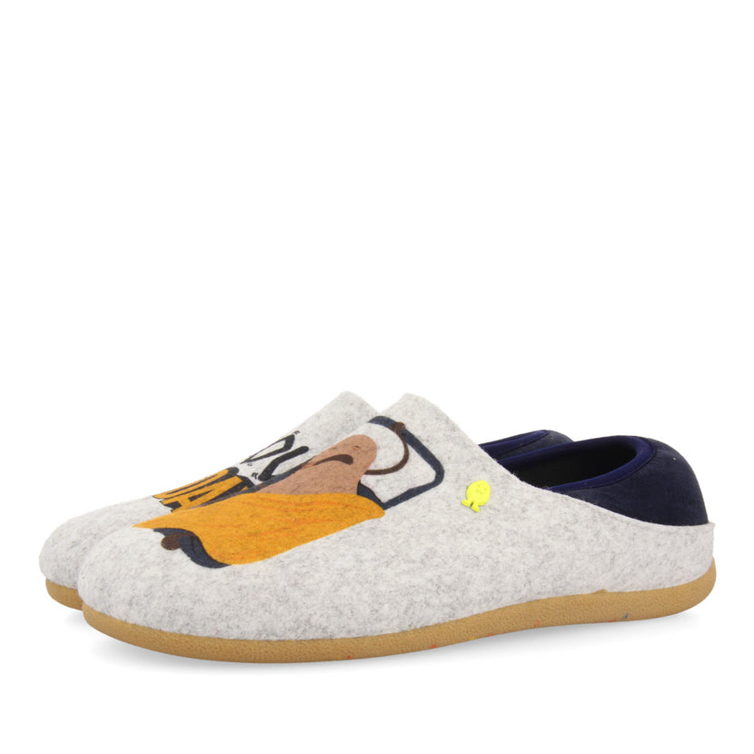 ZAPATILLAS DE ESTAR POR CASA DE LA COLECCIÓN HOT POTATOES KAUNS