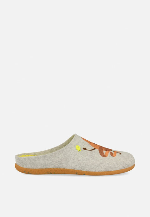 ZAPATILLAS DE ESTAR POR CASA DE LA COLECCIÓN HOT POTATOES VARDE