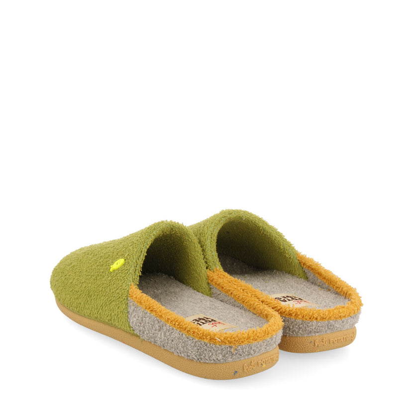 ZAPATILLAS DE ESTAR POR CASA DE LA COLECCIÓN HOT POTATOES BALDERSON