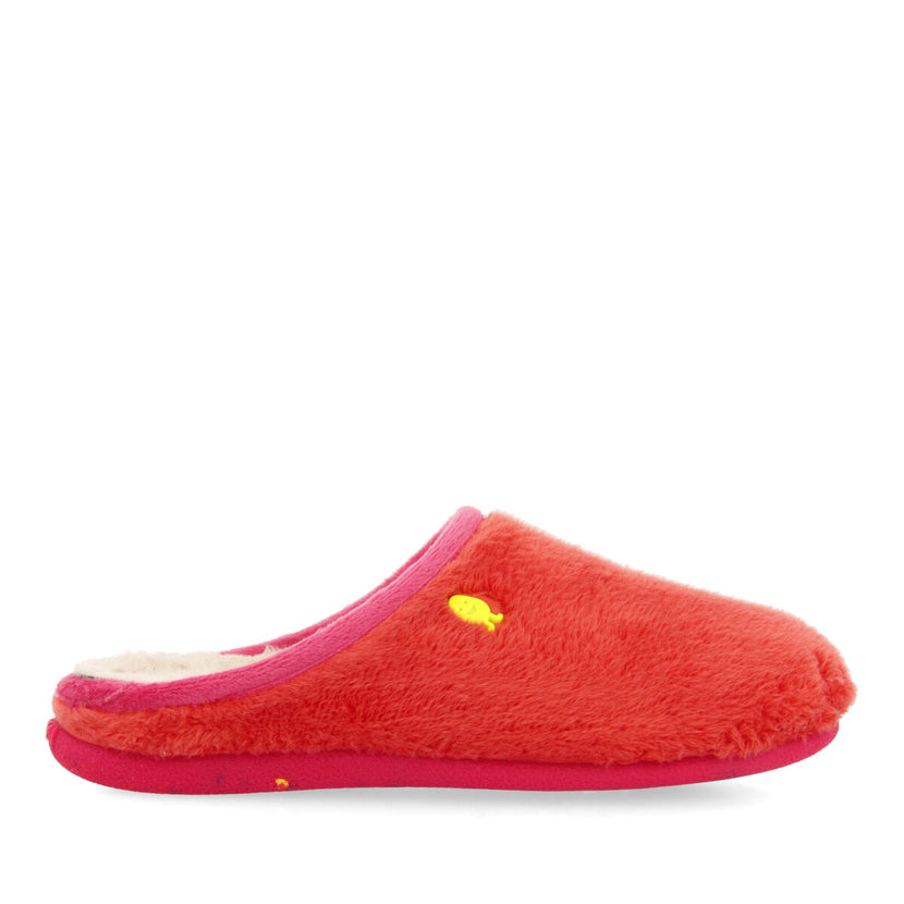 Zapatillas infantiles de estar por casa color coral hot potatoes kamanje