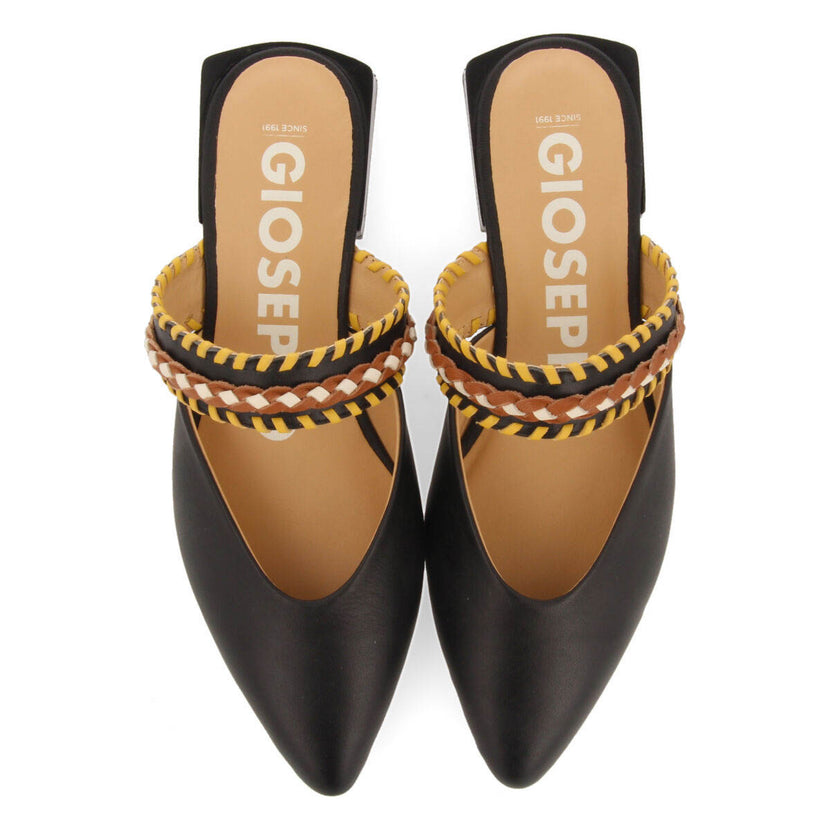 Sandalias negras tipo babucha con tira para mujer bataan