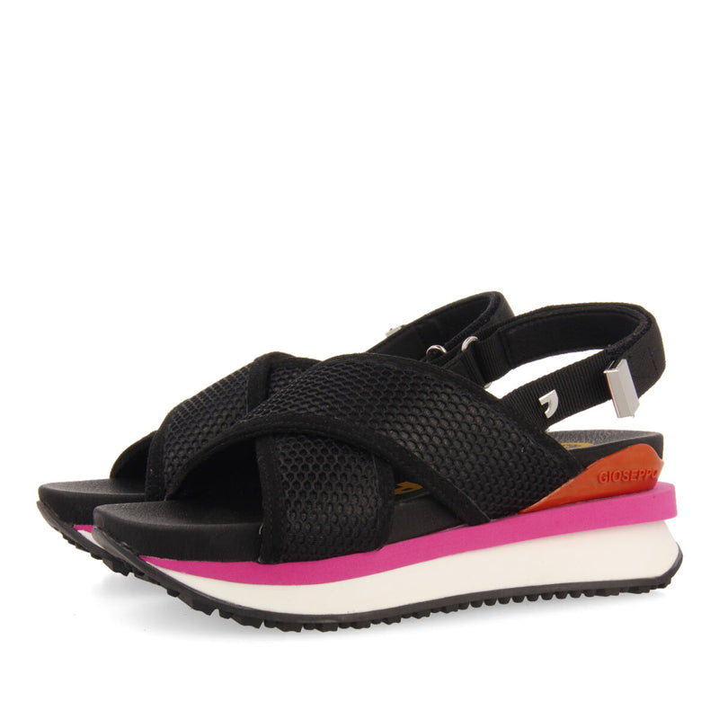 Sandalias deportivas negras con corte de rejilla para mujer caturai