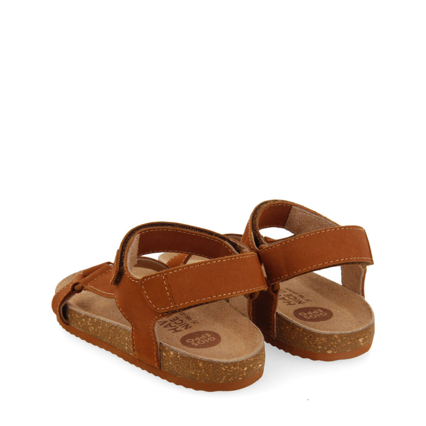 Sandalias de piel con planta anatómica en color cuero para niño coamo