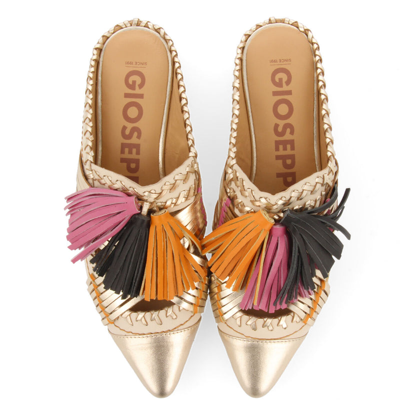 Babuchas de piel off-white con borlas para mujer papantla