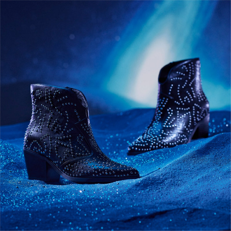 Botín estilo cowboy negro con detalle de tachuelas para mujer struer