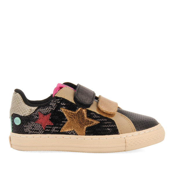 Sneakers negras con estrellas para niña y niño gargu