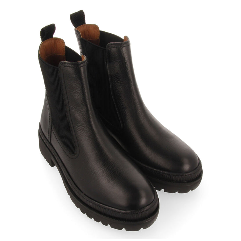 Langen women's black leather chelsea boots with track soles