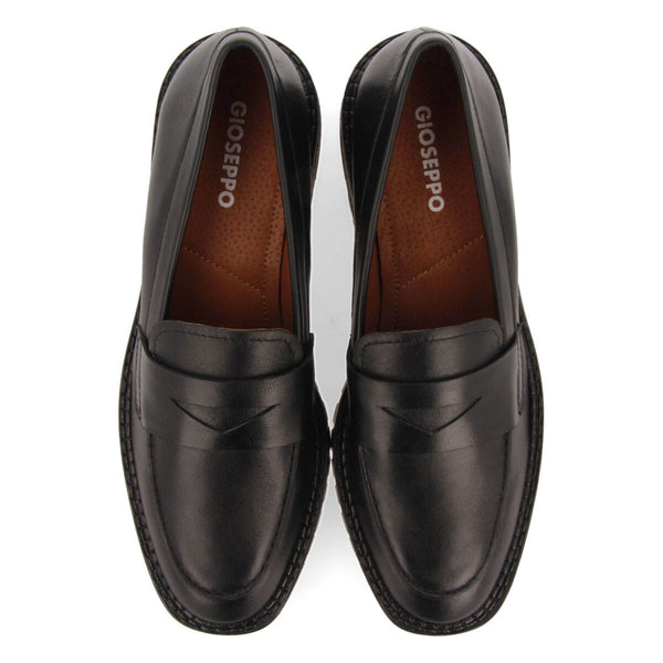 Mocasines negros de piel con piso track para mujer wolsey