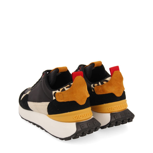 SNEAKERS NEGRAS CON DETALLE EN PRINT ANIMAL PARA MUJER KERBY