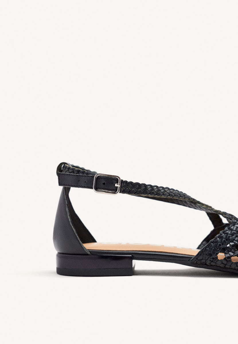 BALLERINE IN PELLE NERA CON INTRECCI PER DONNA LESKOVIC