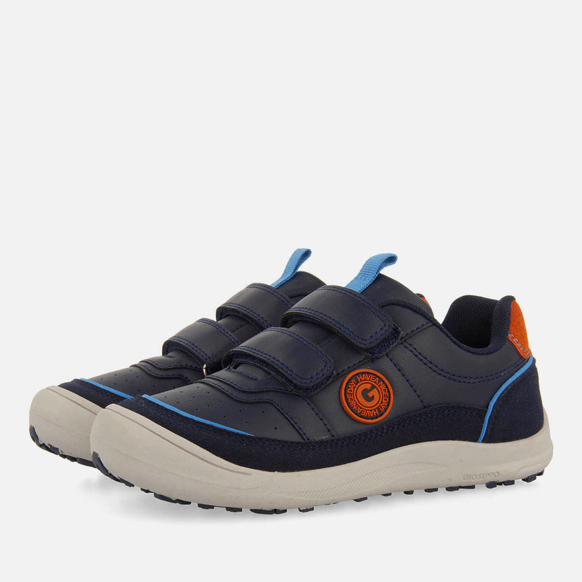 BASKET STYLE SPORTS SHOES