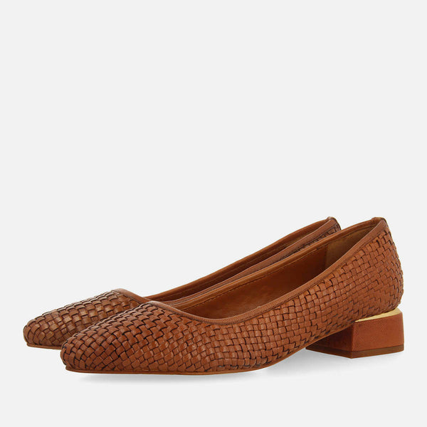 ZAPATOS DE SALÓN TRENZADO PIEL KOMADI