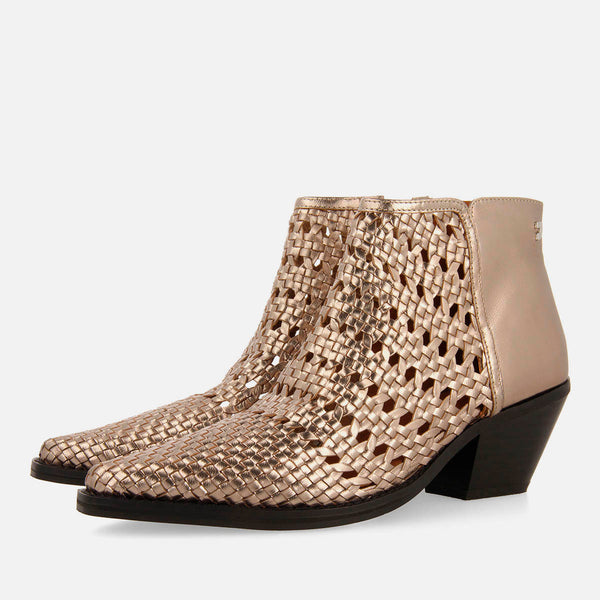 BOTINES COWBOY TRENZADO TACÓN PIEL CRAWFORD