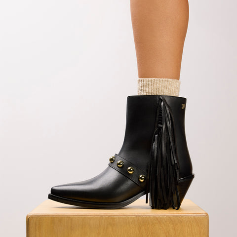 BOTINES TACÓN PIEL FLECOS Y TACHAS CLARKSVILLE