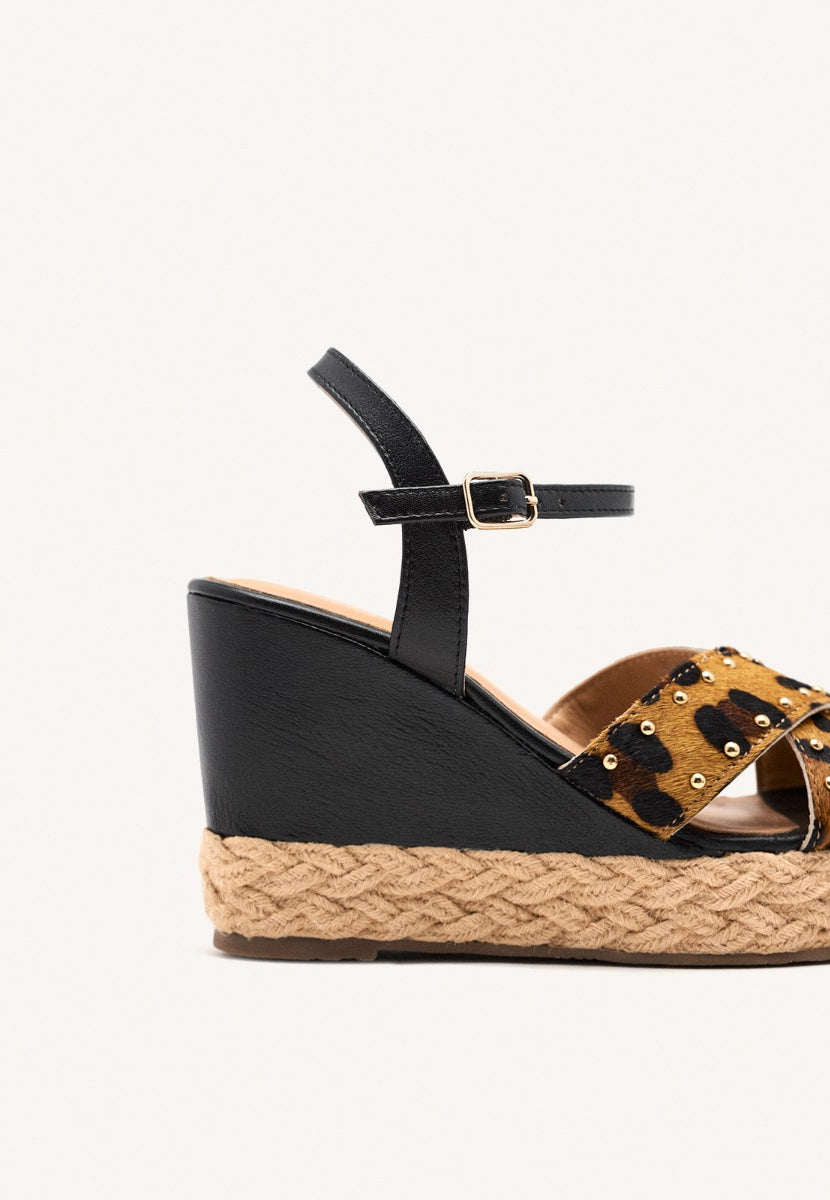 LEOPARD LEATHER WEDGE SANDALS DELAFIELD