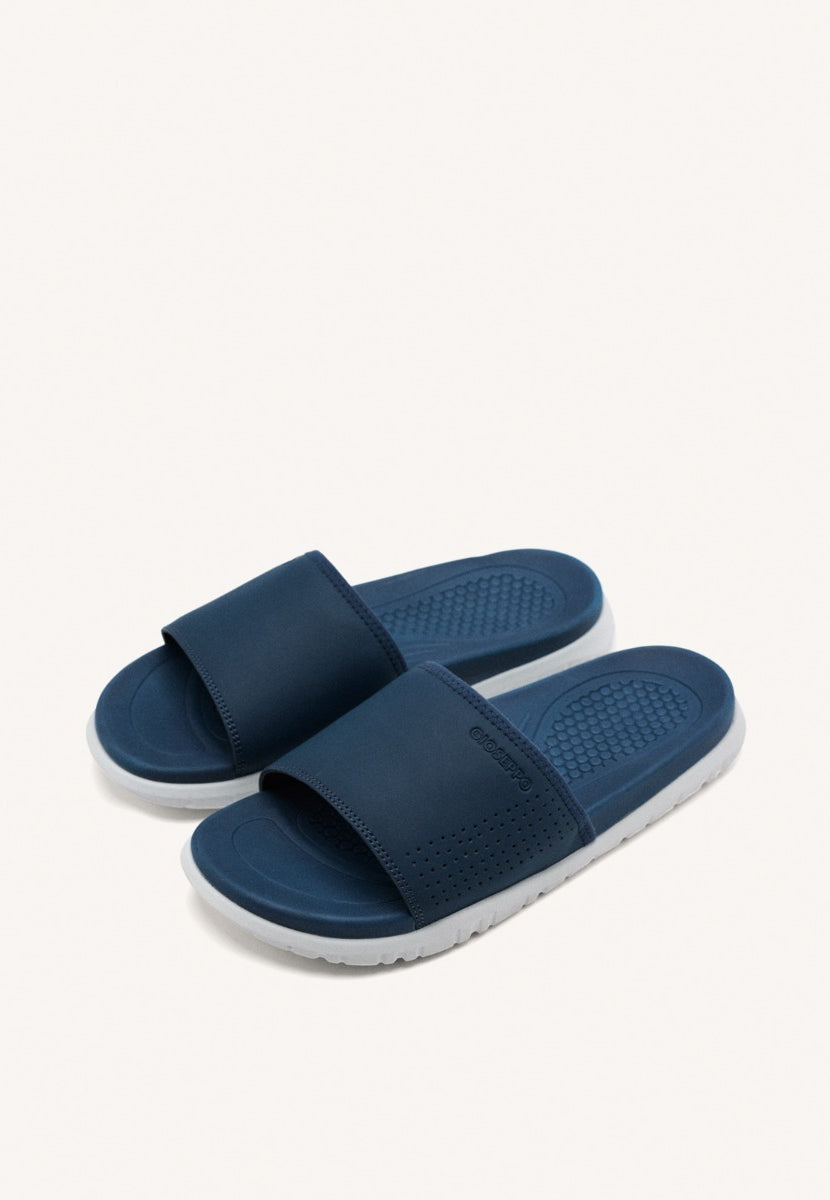 SLIDE TYPE FLIP-FLOPS HOOKSETT