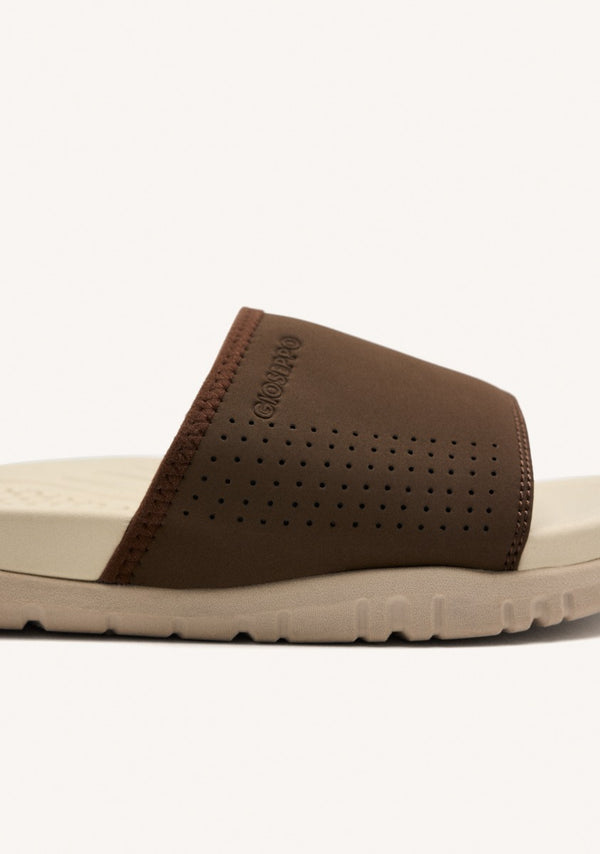 SLIDE TYPE FLIP-FLOPS HOOKSETT
