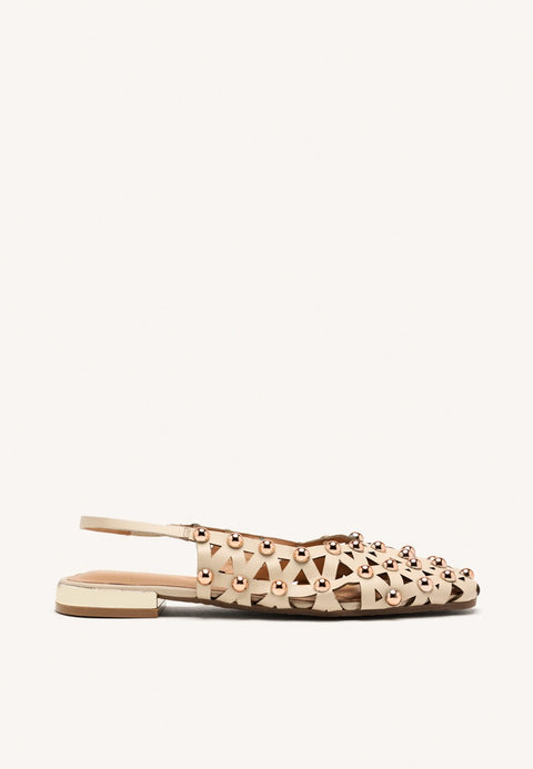 MULES TACHAS PIEL CALAMUS
