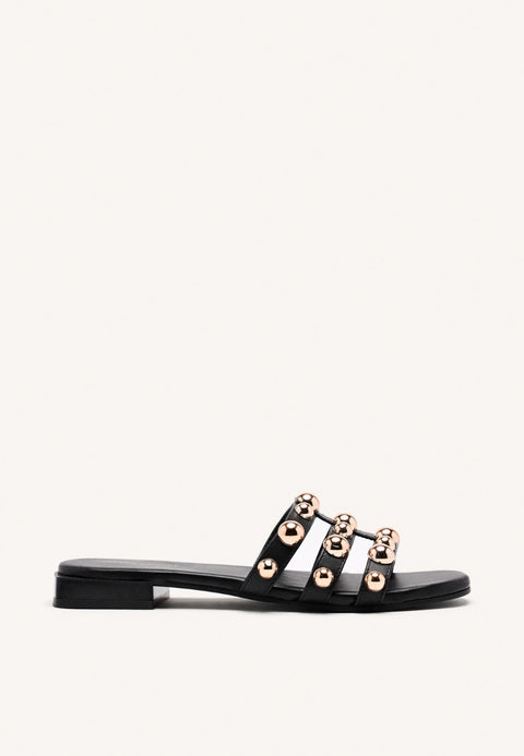 SANDALIAS TACHAS PIEL DEKORRA