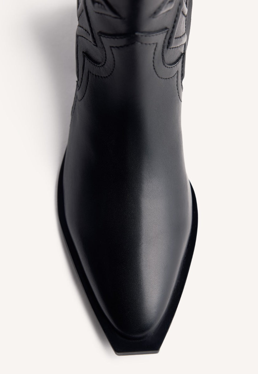 LEATHER ANIMAL PRINTBOY ANKLE BOOTS QUAMBA