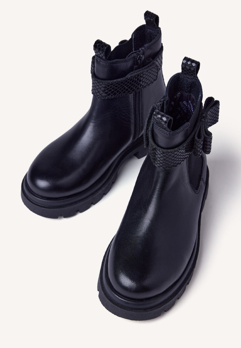 LEATHER BOOTS BOWS AGASSIZ