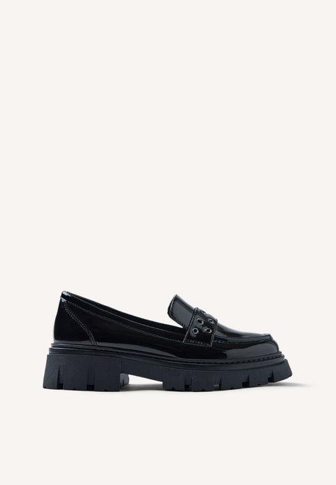 LOAFERS EFEITO PATENTE EYELET CHEAM