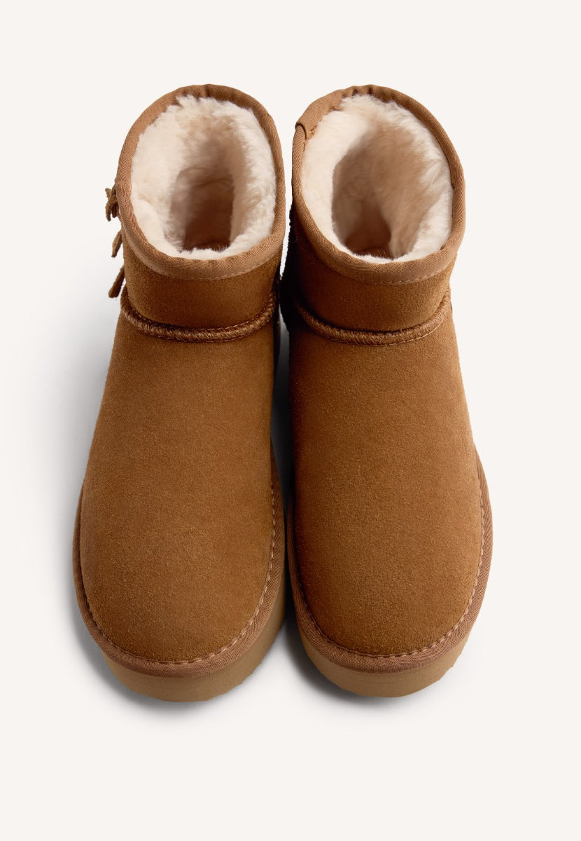 AUSTRALIAN LEATHER BOOTS FRINGES GRASSTON