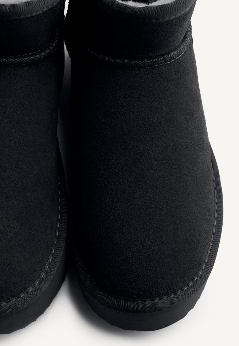 AUSTRALIAN LEATHER BOOTS FRINGES GRASSTON
