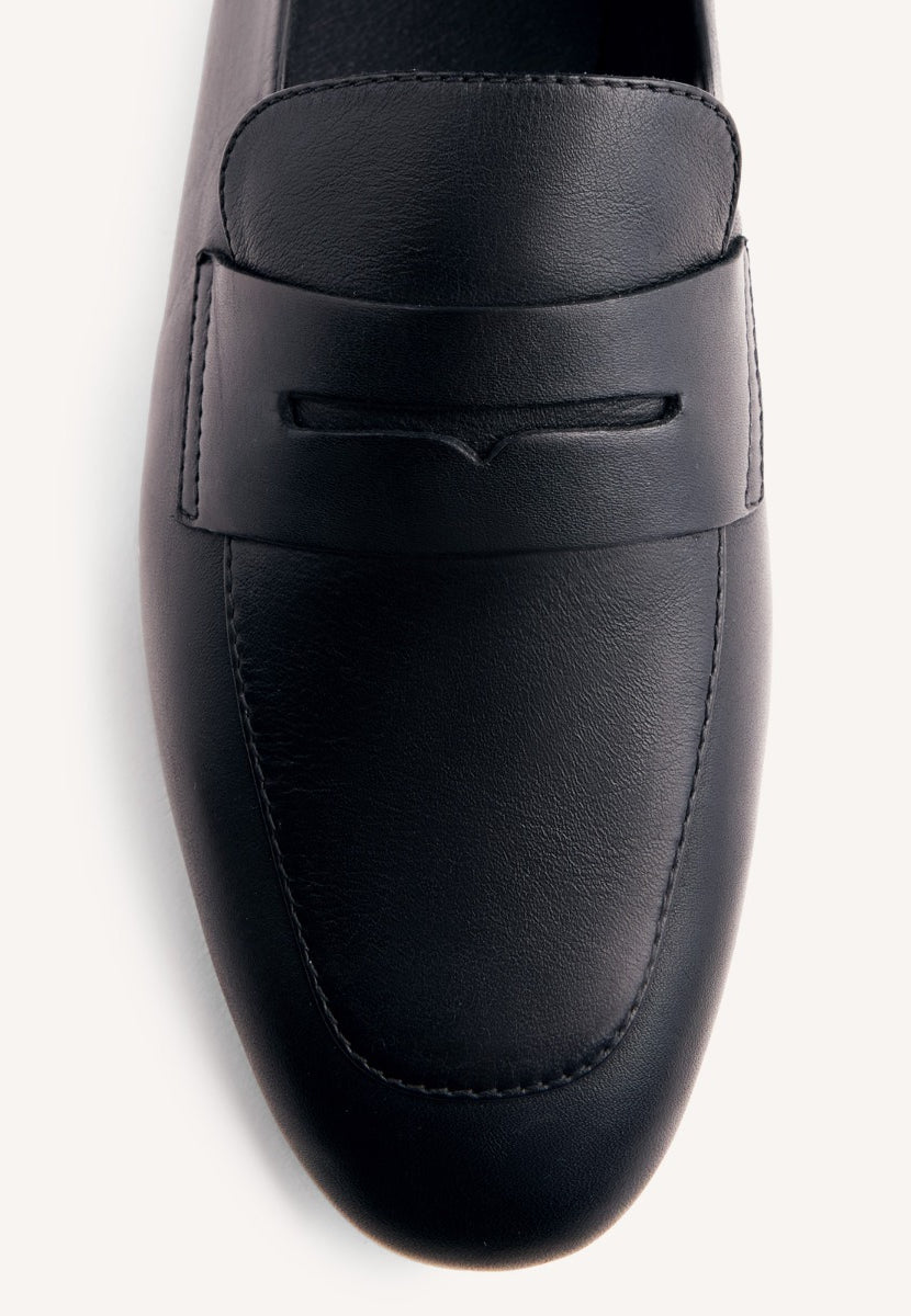 LEATHER LOAFERS BASSETT