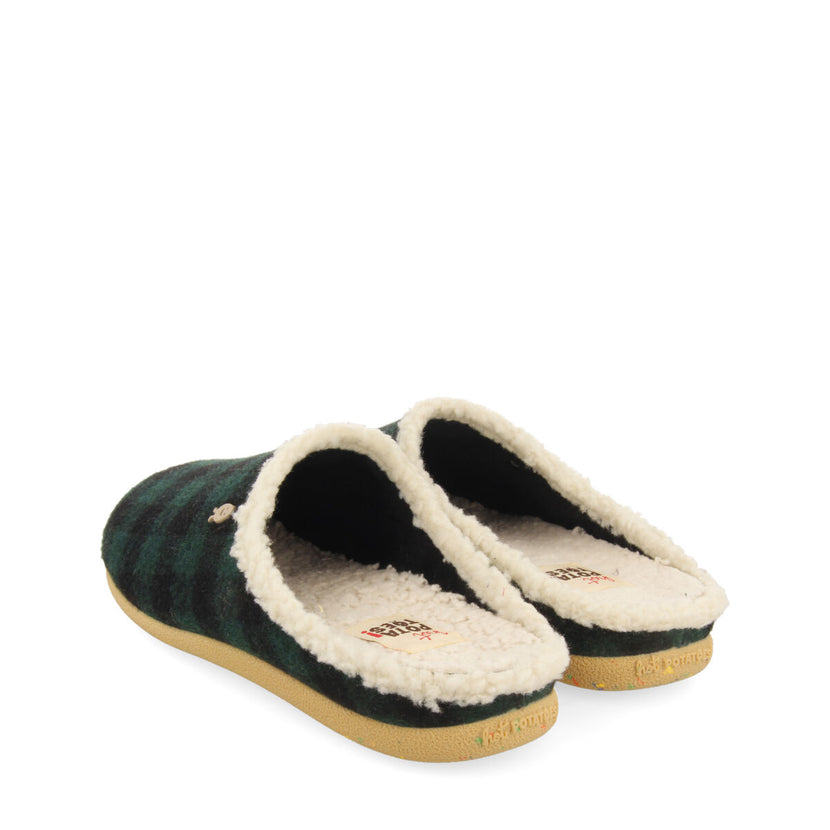 ZAPATILLAS INFANTILES DE ESTAR POR CASA EN COLOR VERDE DE LA COLECCIÓN HOT POTATOES SKOVDE