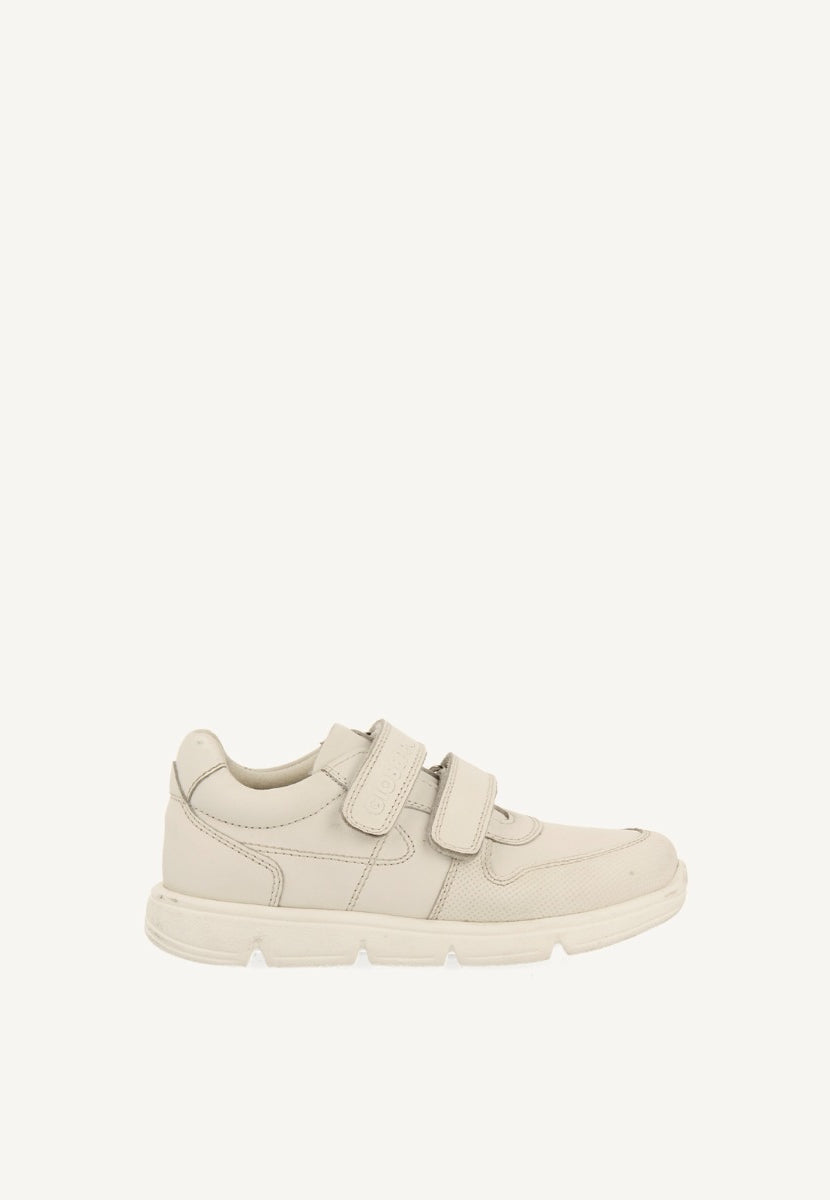 SCHOOL TENNIS SHOES MADE OF LEATHER MARVEDE