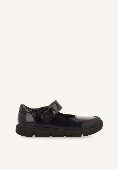 SECONDARY SCHOOL PATENT LEATHER BEKES BASKETS
