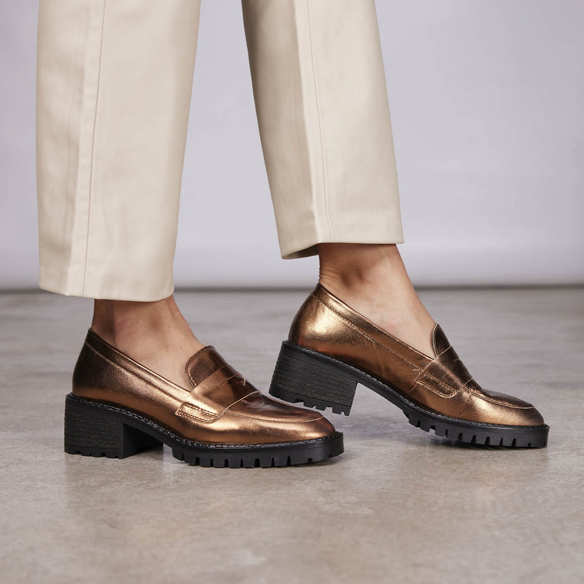 Mocasines de piel color bronce para mujer volda 