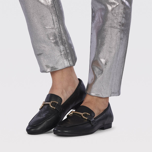 Mocasines de piel color negro para mujer fraxern 