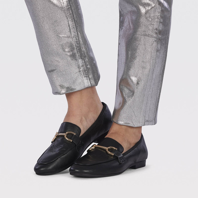 Mocasines de piel color negro para mujer fraxern 