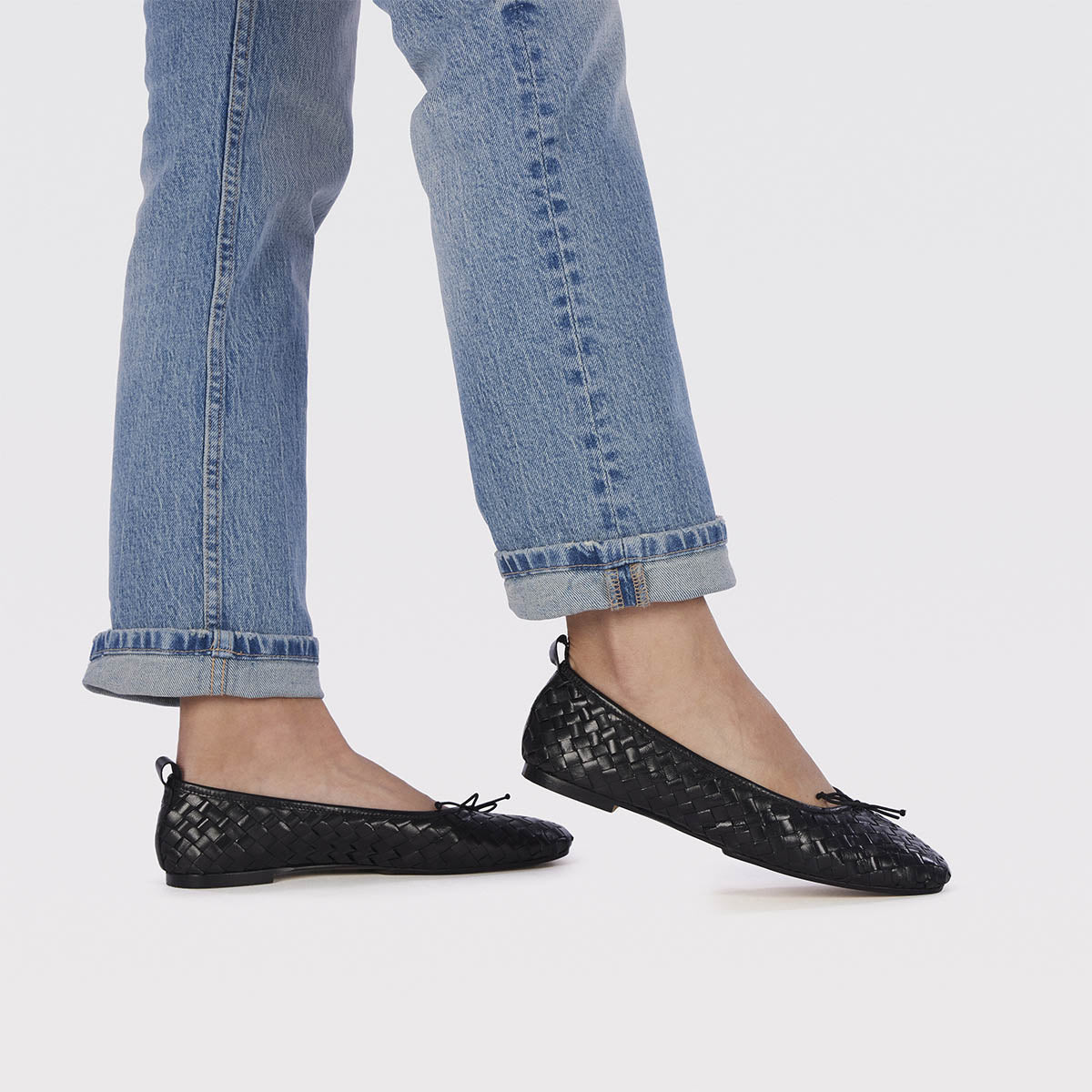 Bailarinas color negro de piel trenzada para mujer thisted