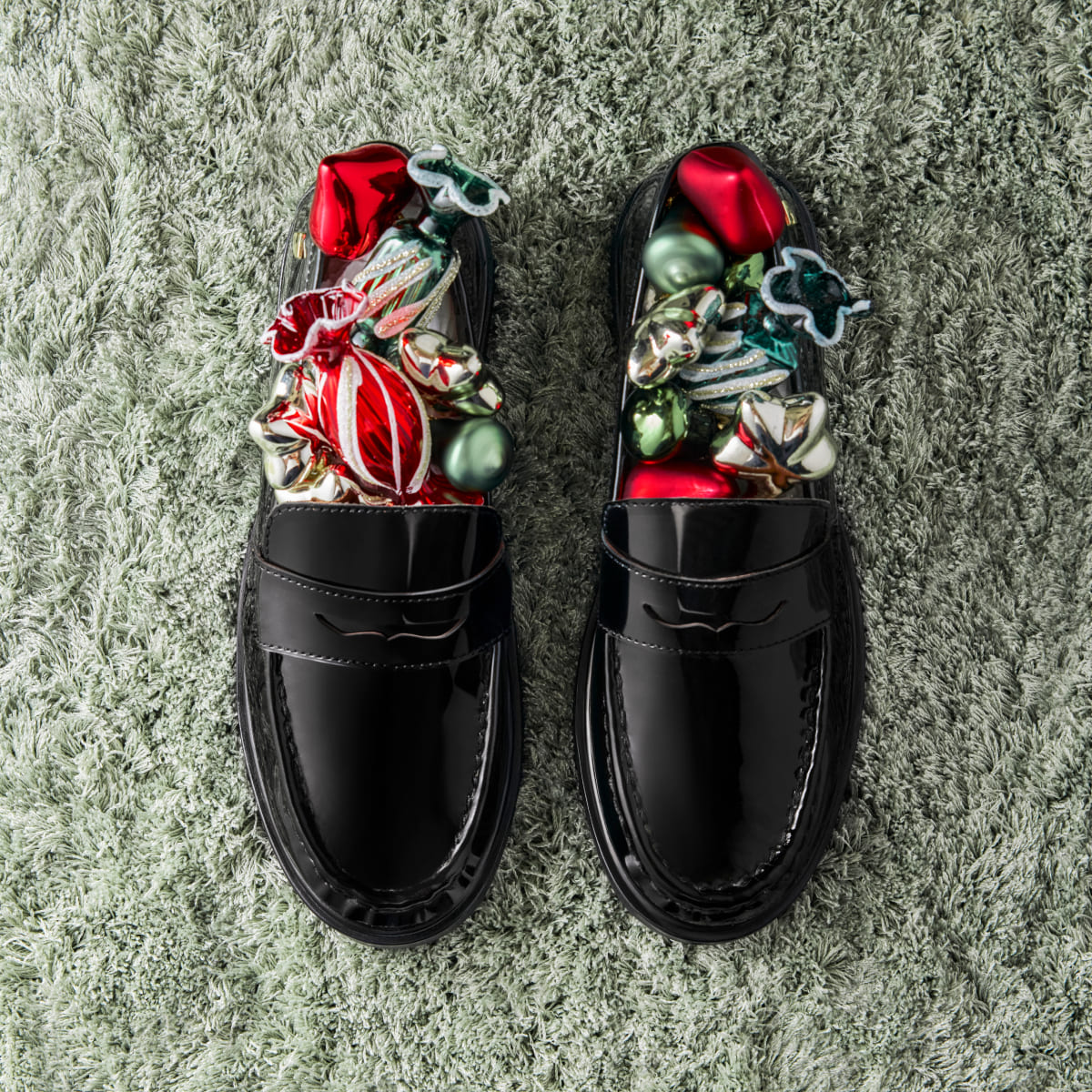 MOCASSINI IN PELLE EFFETTO VERNICE CON MASCHERINA