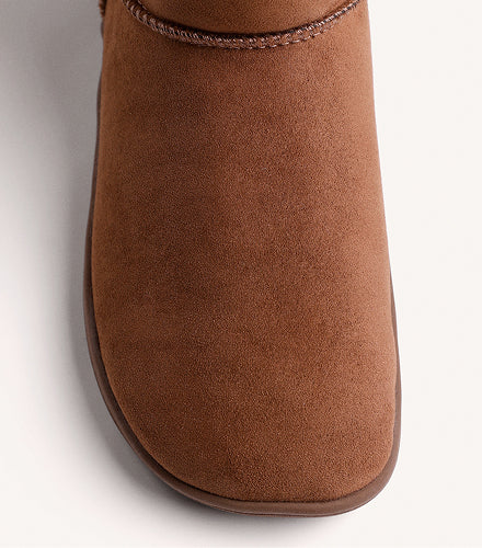 Wide toe box