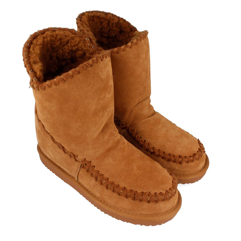 Botines marrones de estilo australiano con cuña interna para mujer