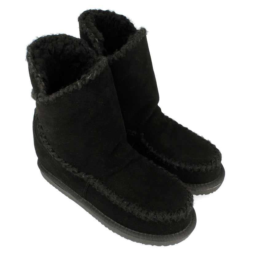 Black leather ankle boots australian style with internal wedge for woman 42114