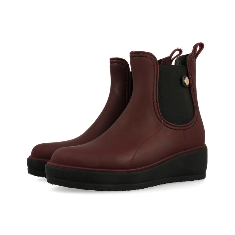 Botines de agua estilo chelsea burdeos para mujer  45808