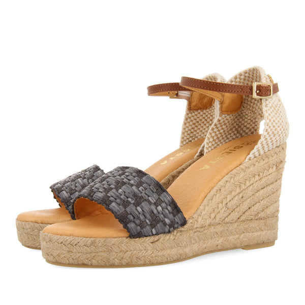 La siesta regina women's black espadrilles