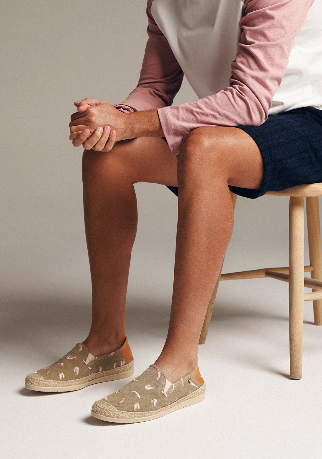 KHAKI ESPADRILLES FISH PATTERN
