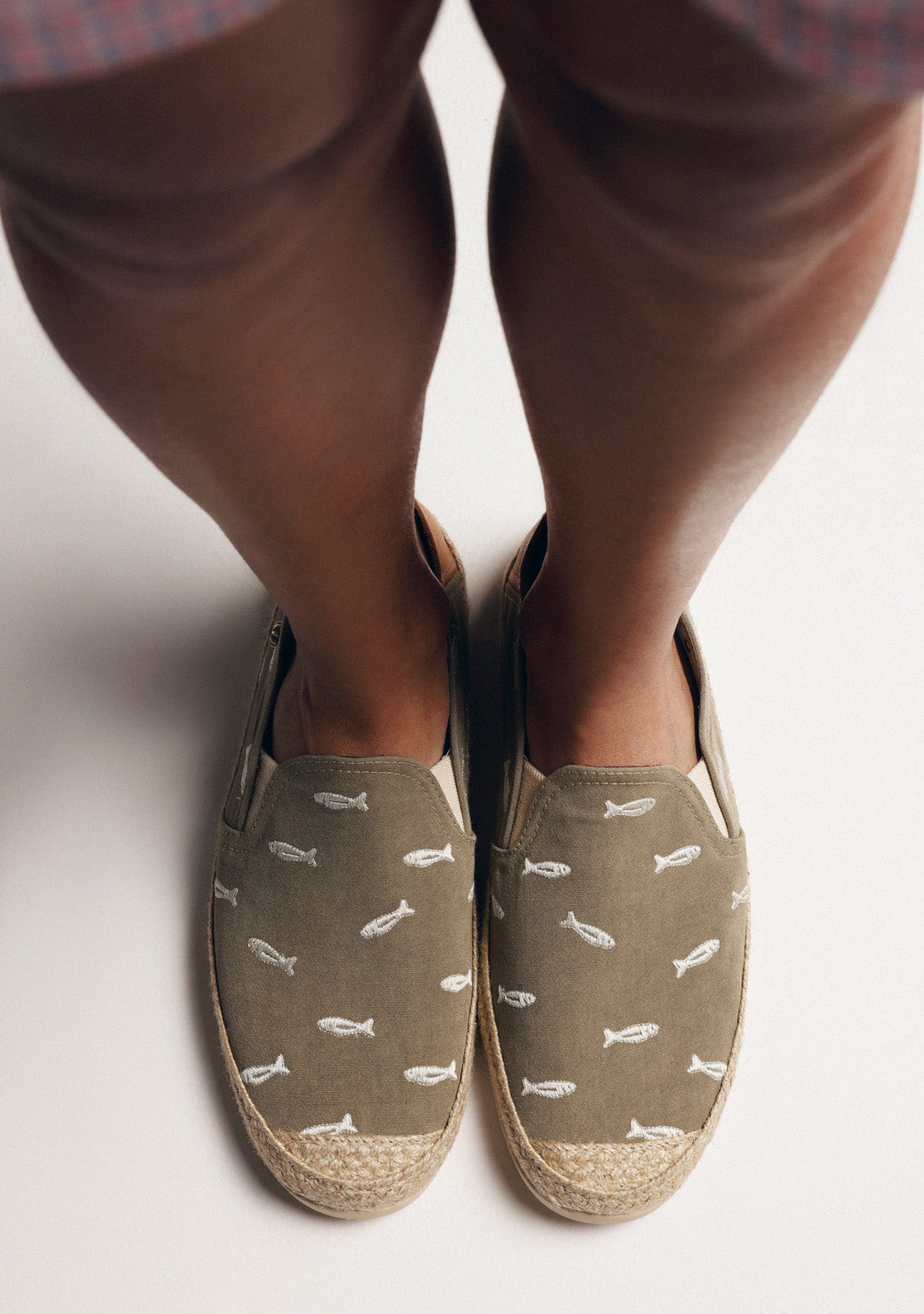 KHAKI ESPADRILLES FISH PATTERN